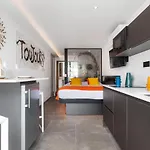 Xillion Design - Port Nature 2 - Parking - Clim - Village Naturiste