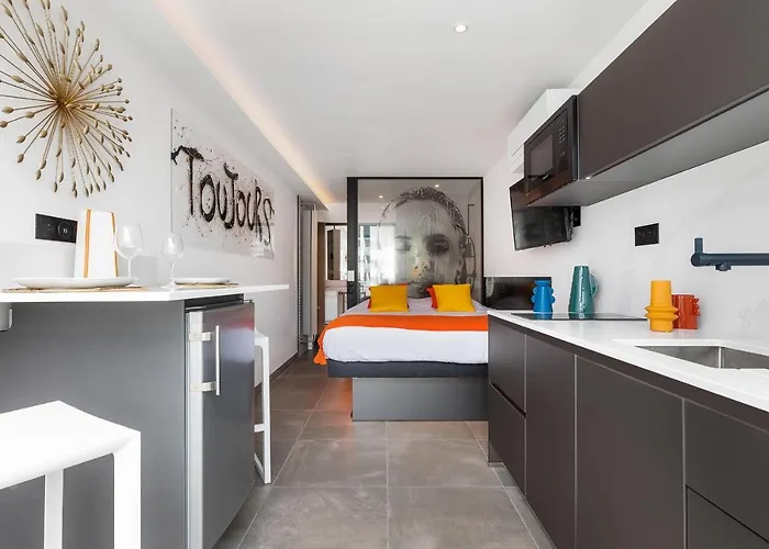 Village Naturiste R4n - Le Xillion Port Nature